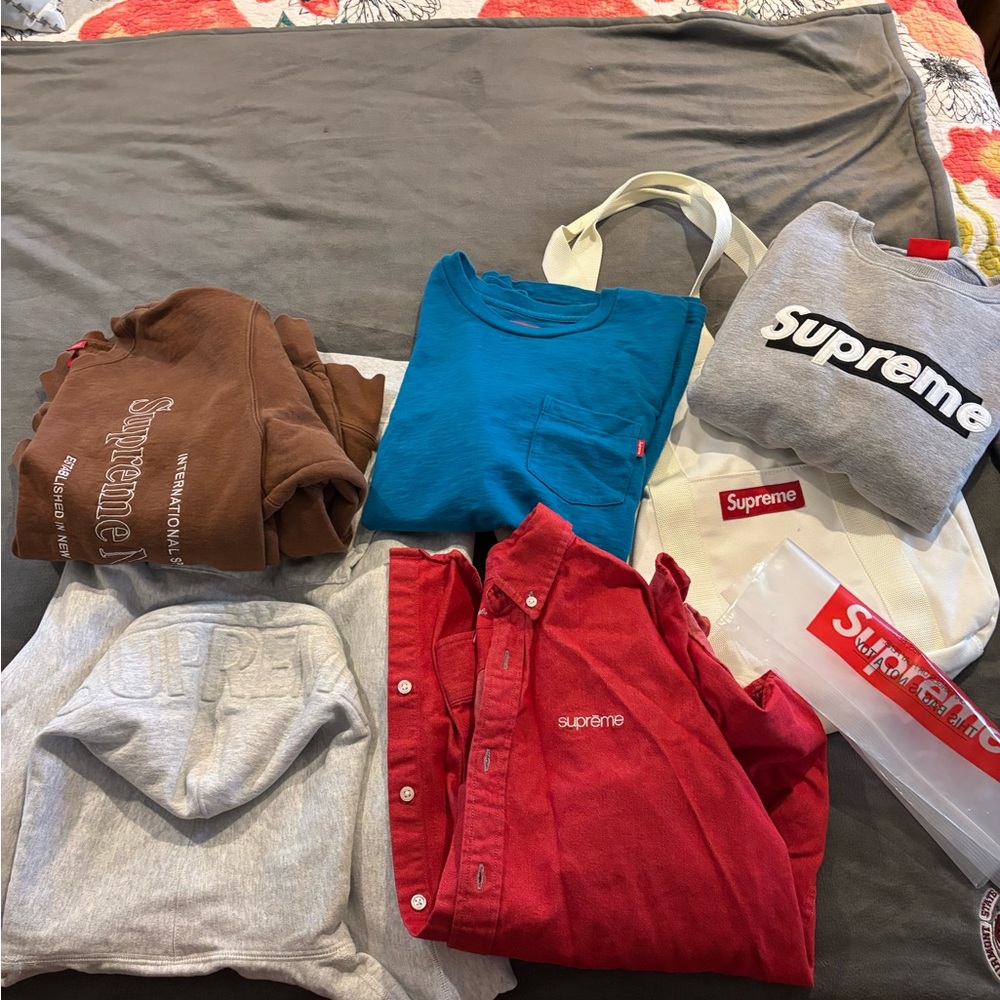 Supreme Red Sweatshirt Casual Style